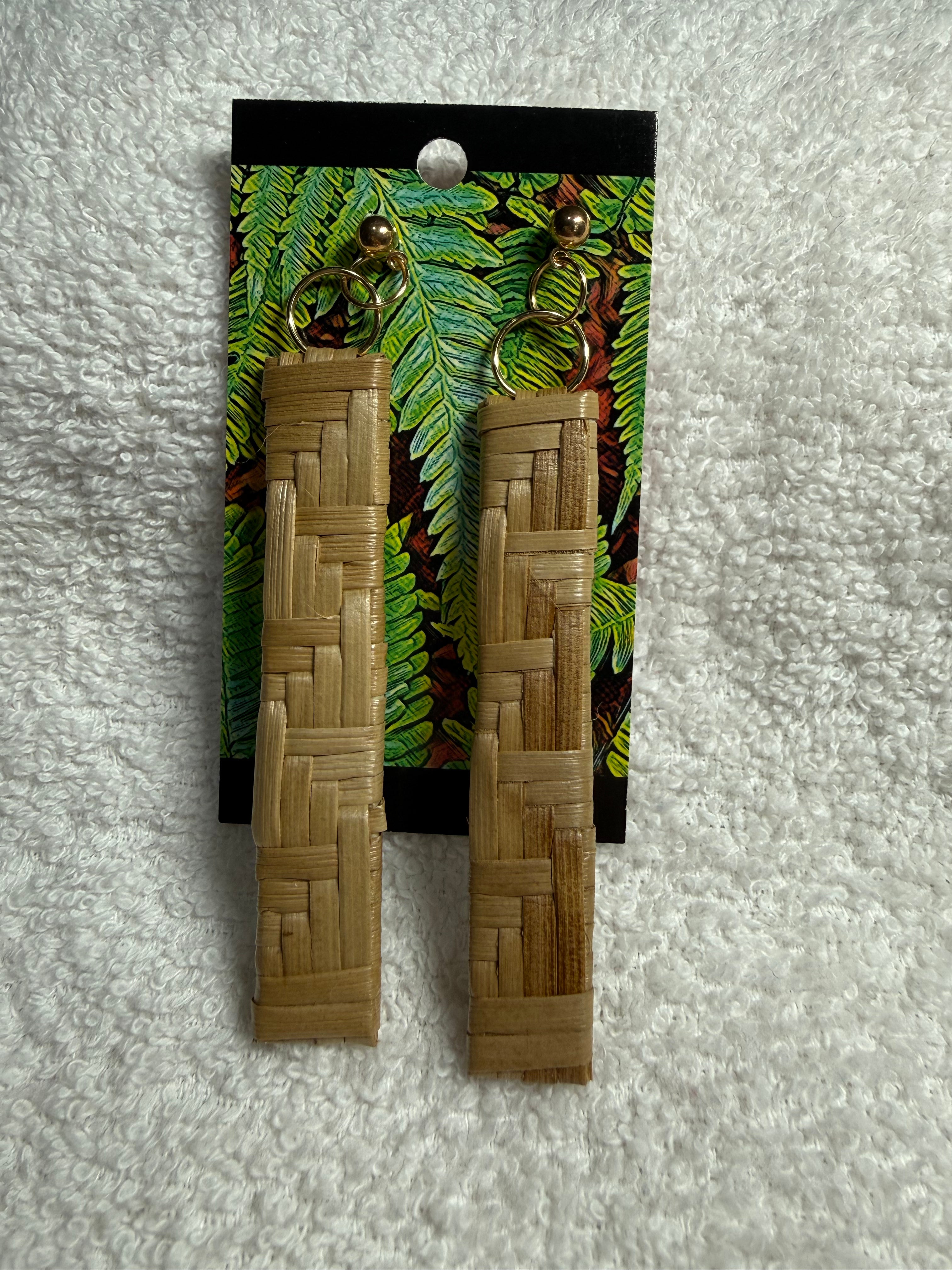 HL 5: Tall raufara earrings
