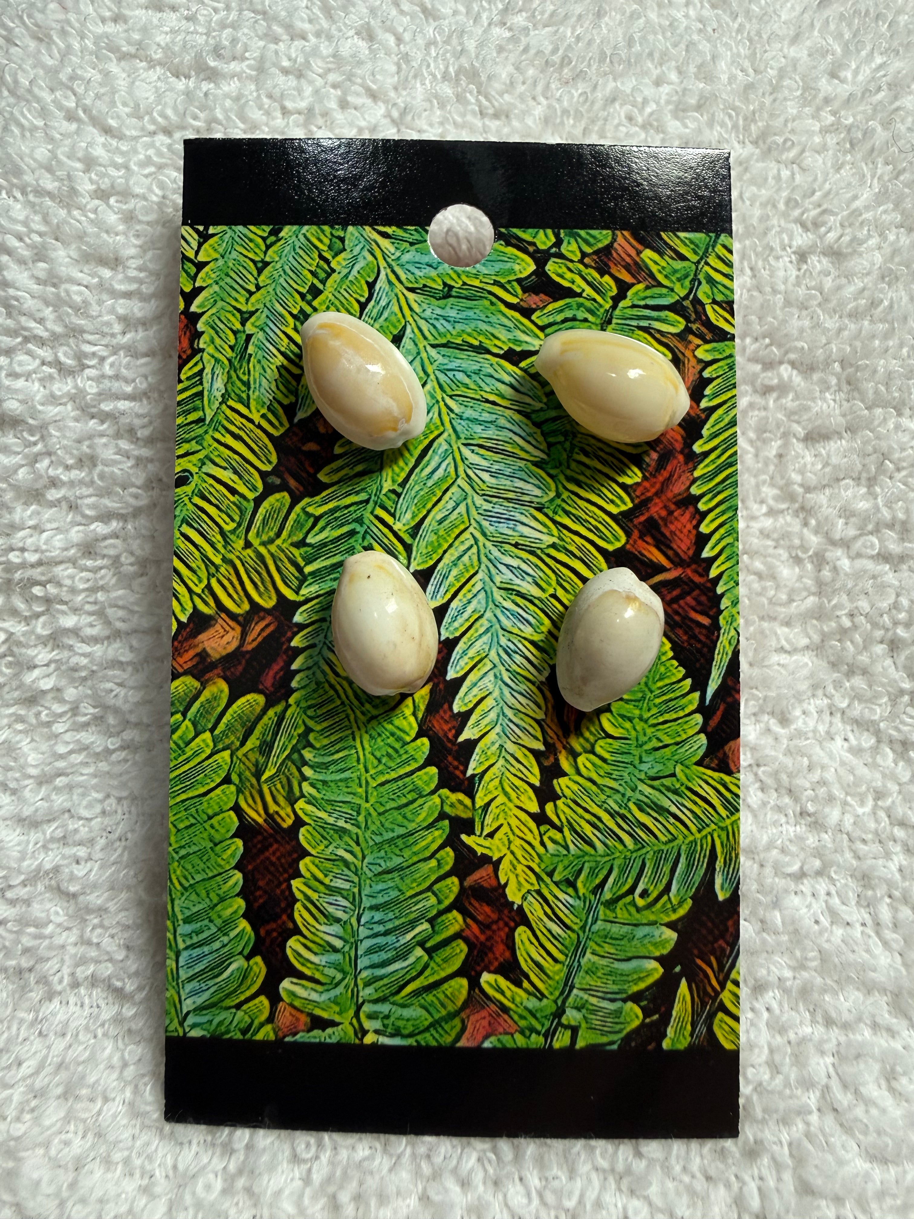 PP 003: Antique shell earrings