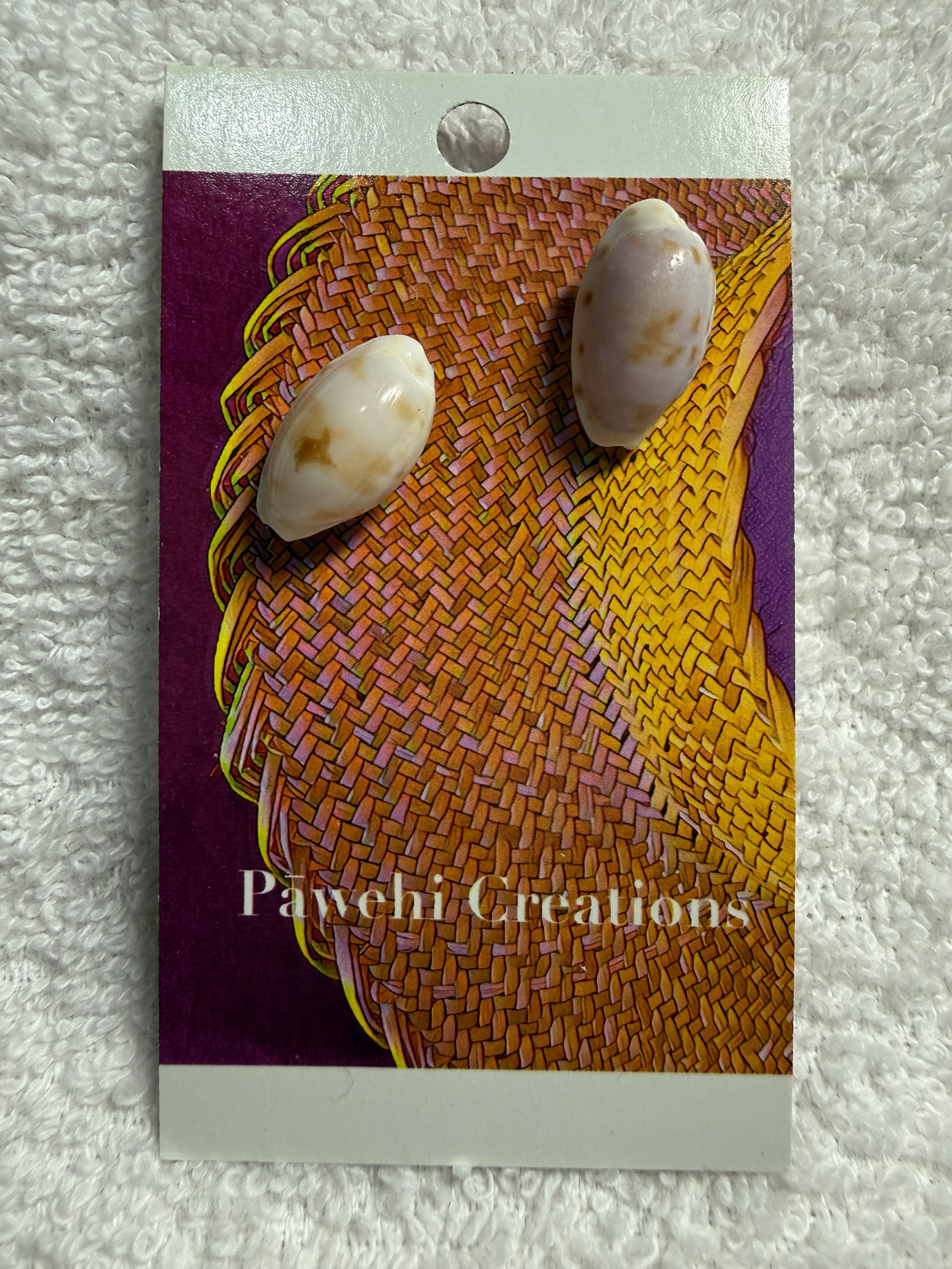 PP 008: Antique shell earrings