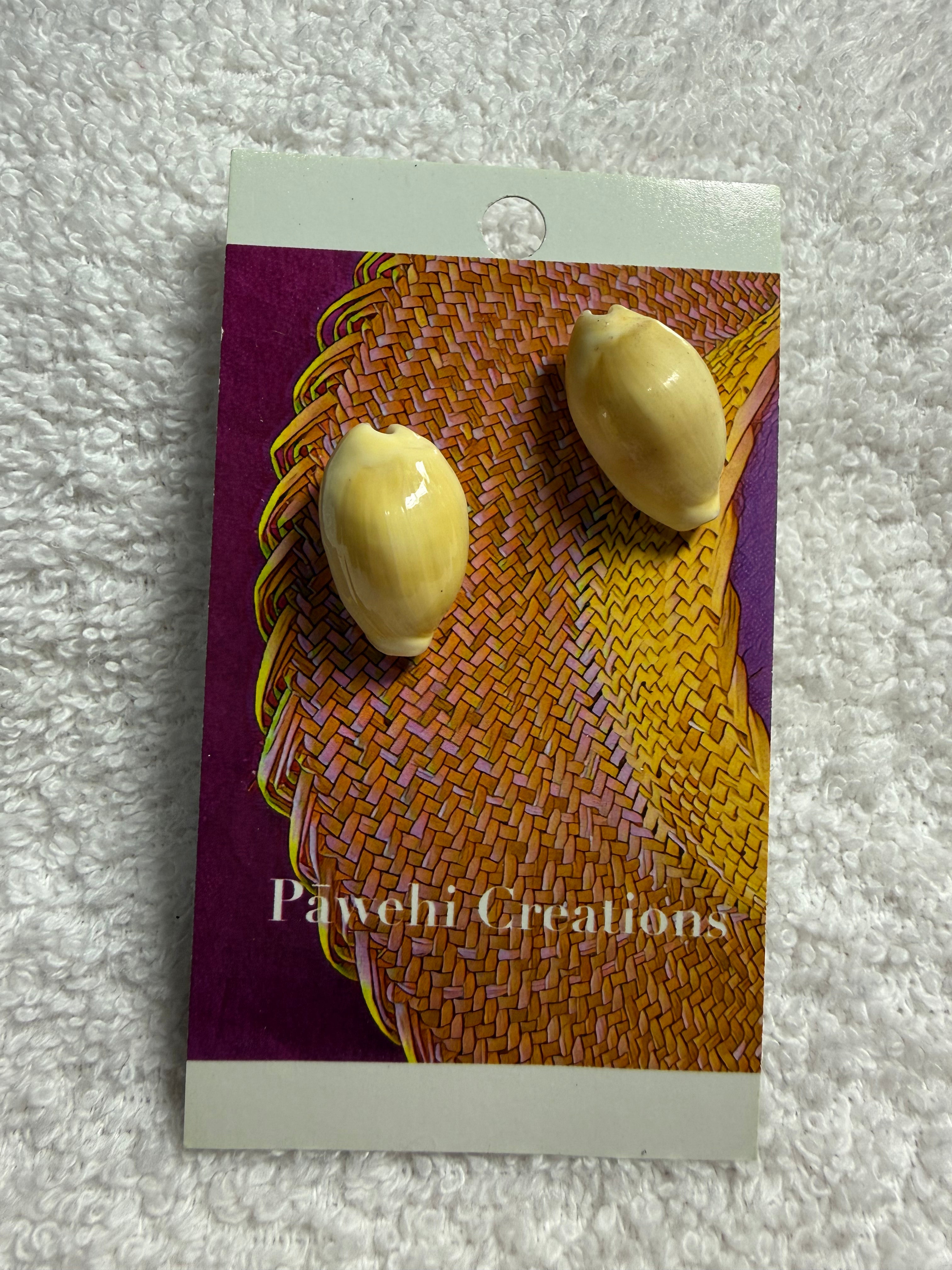 PP 18: Antique shell earrings