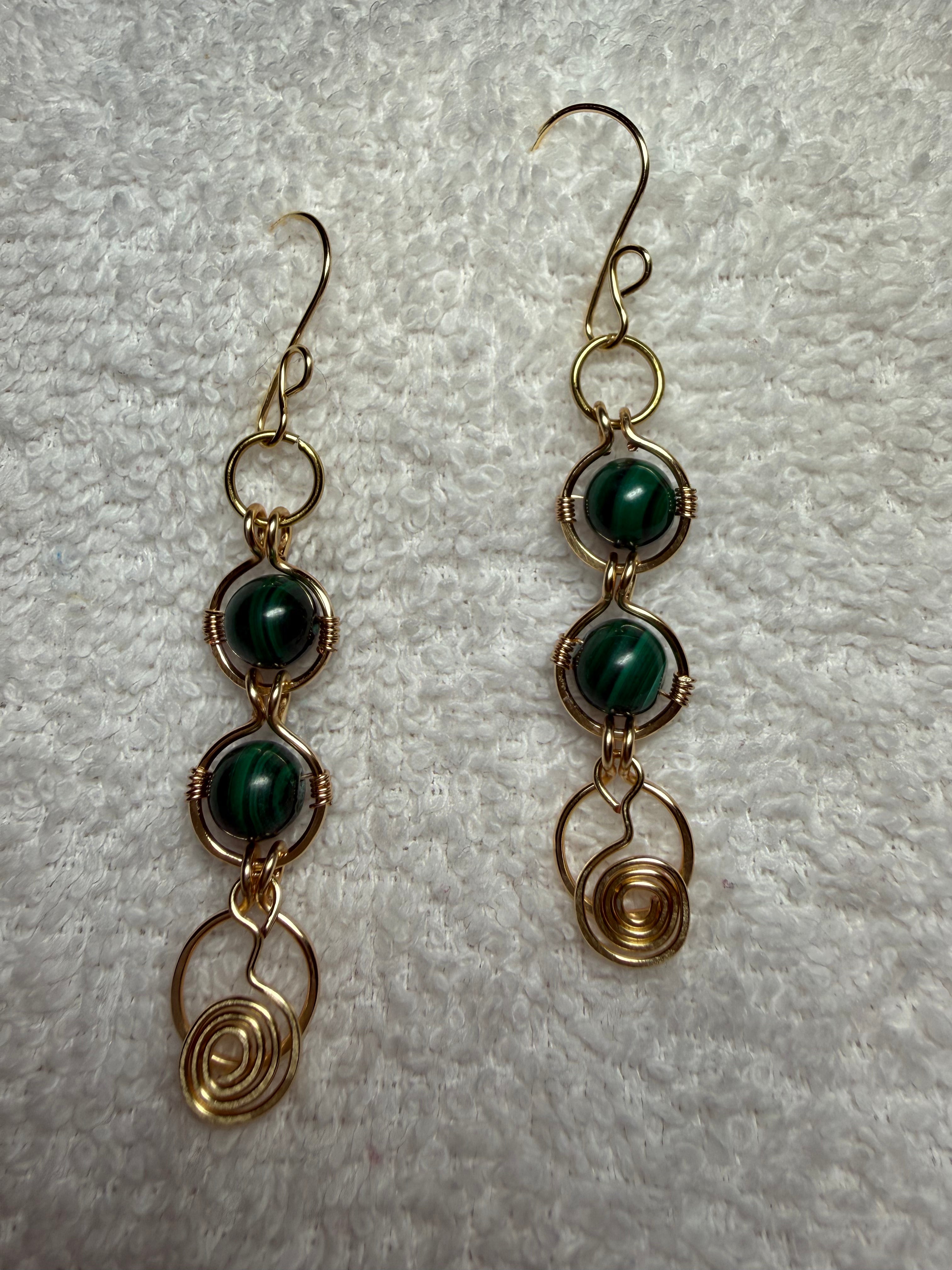 P27: Gemstones with wirework earrings