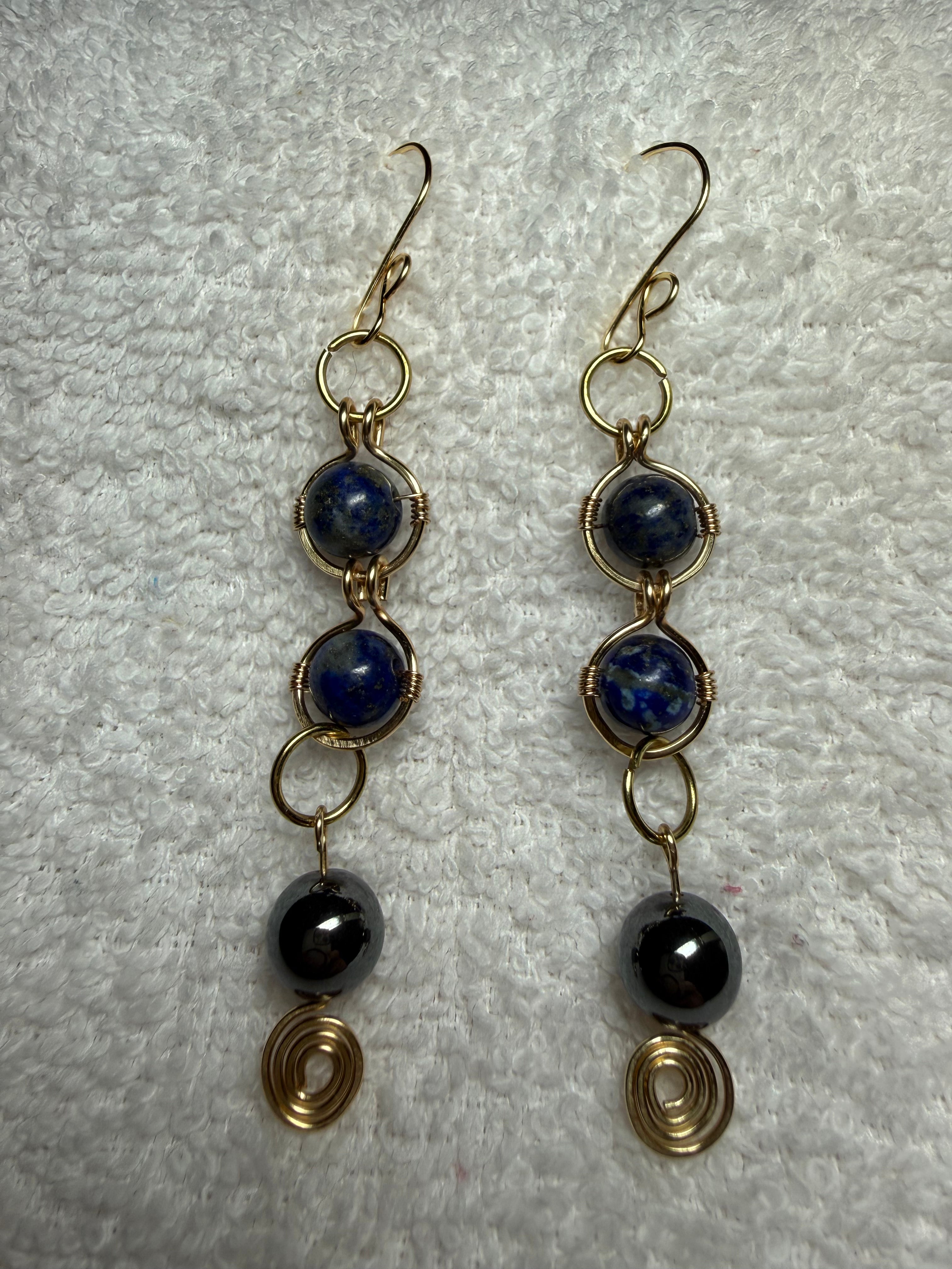 P29: Gemstones with wirework earrings