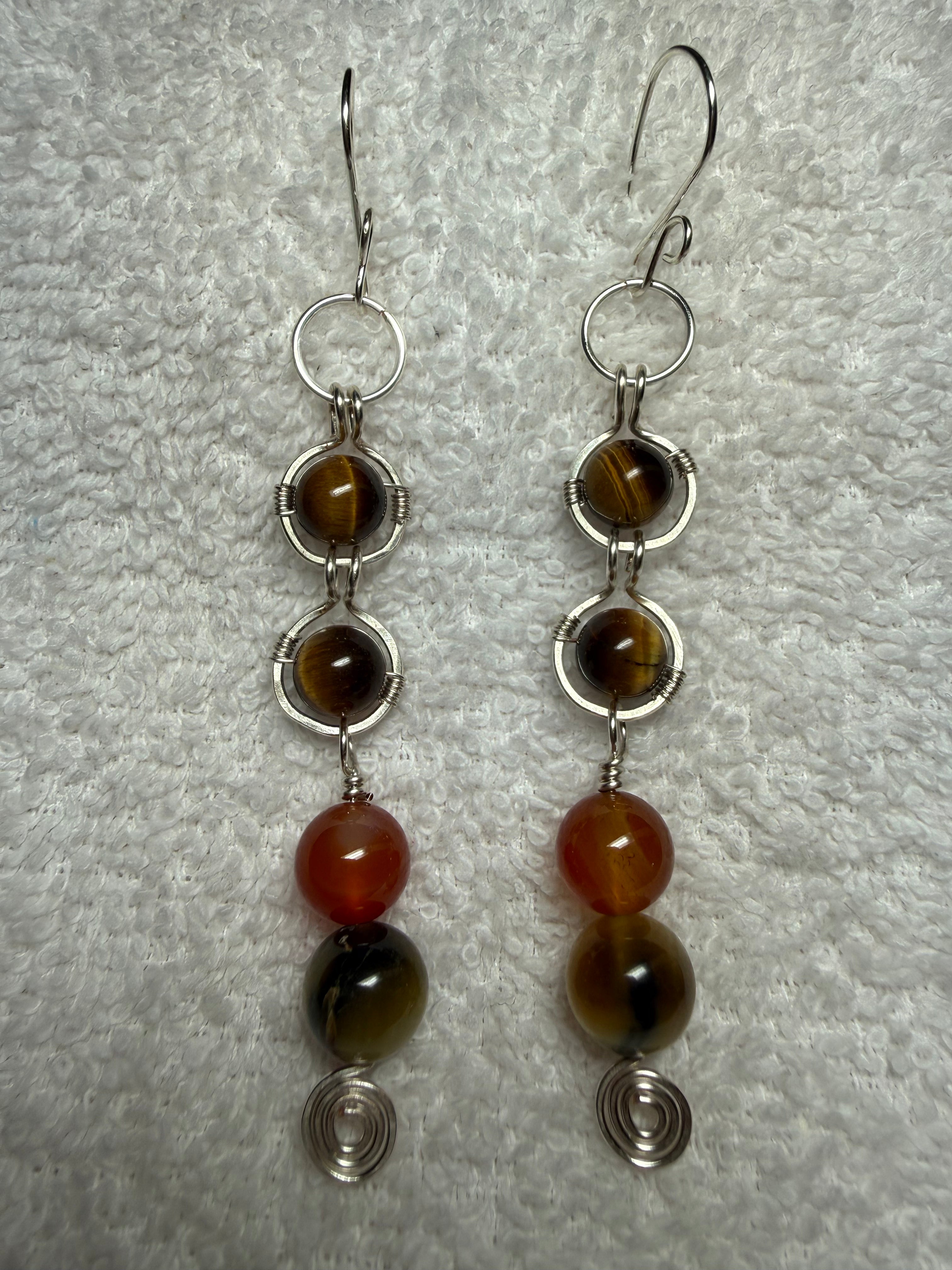 PPIKO 08: Gemstones with wirework earrings