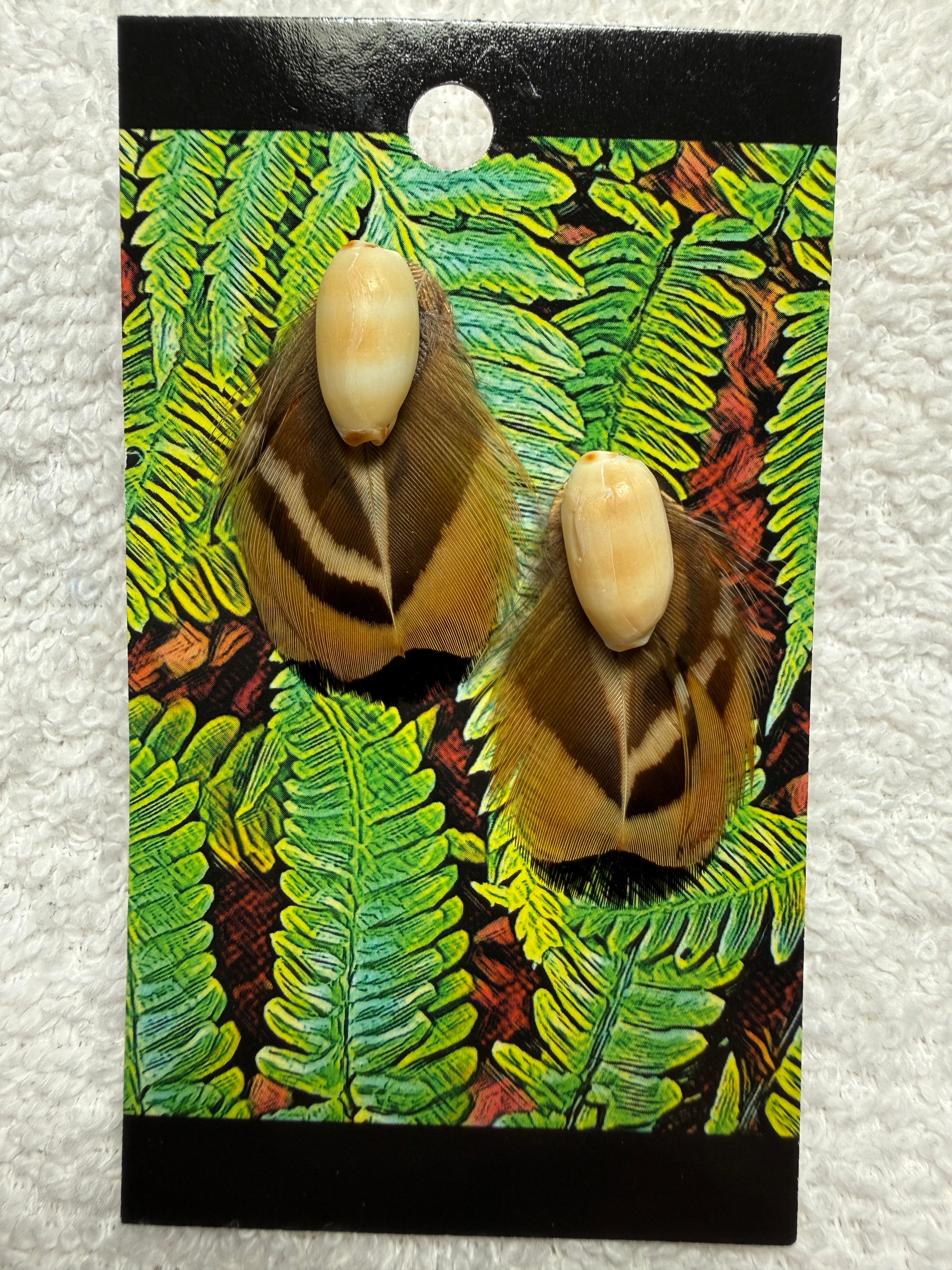 HC 12: Feather and antique shell earring studs