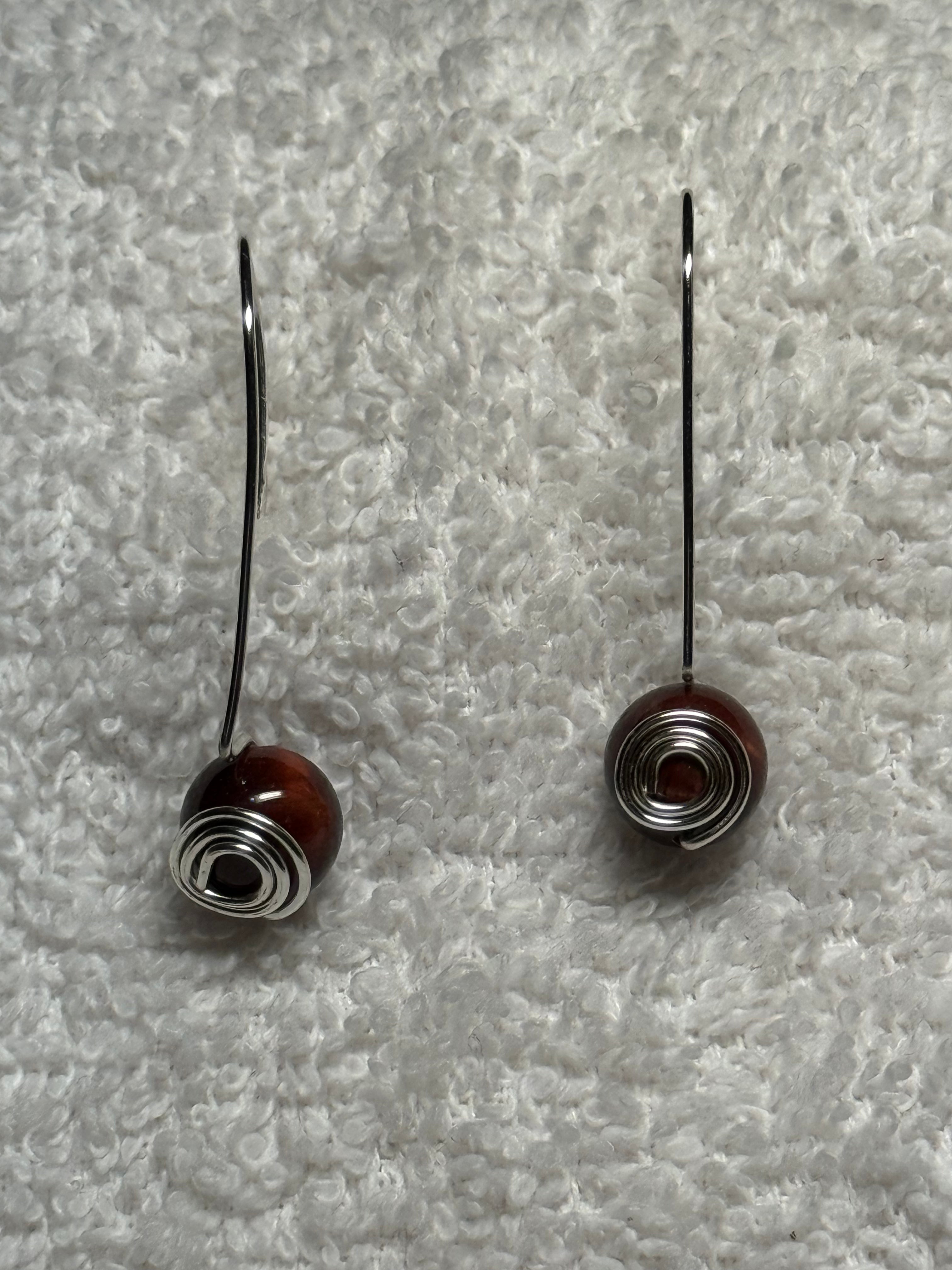 Piko 04: Gemstone wirework earrings