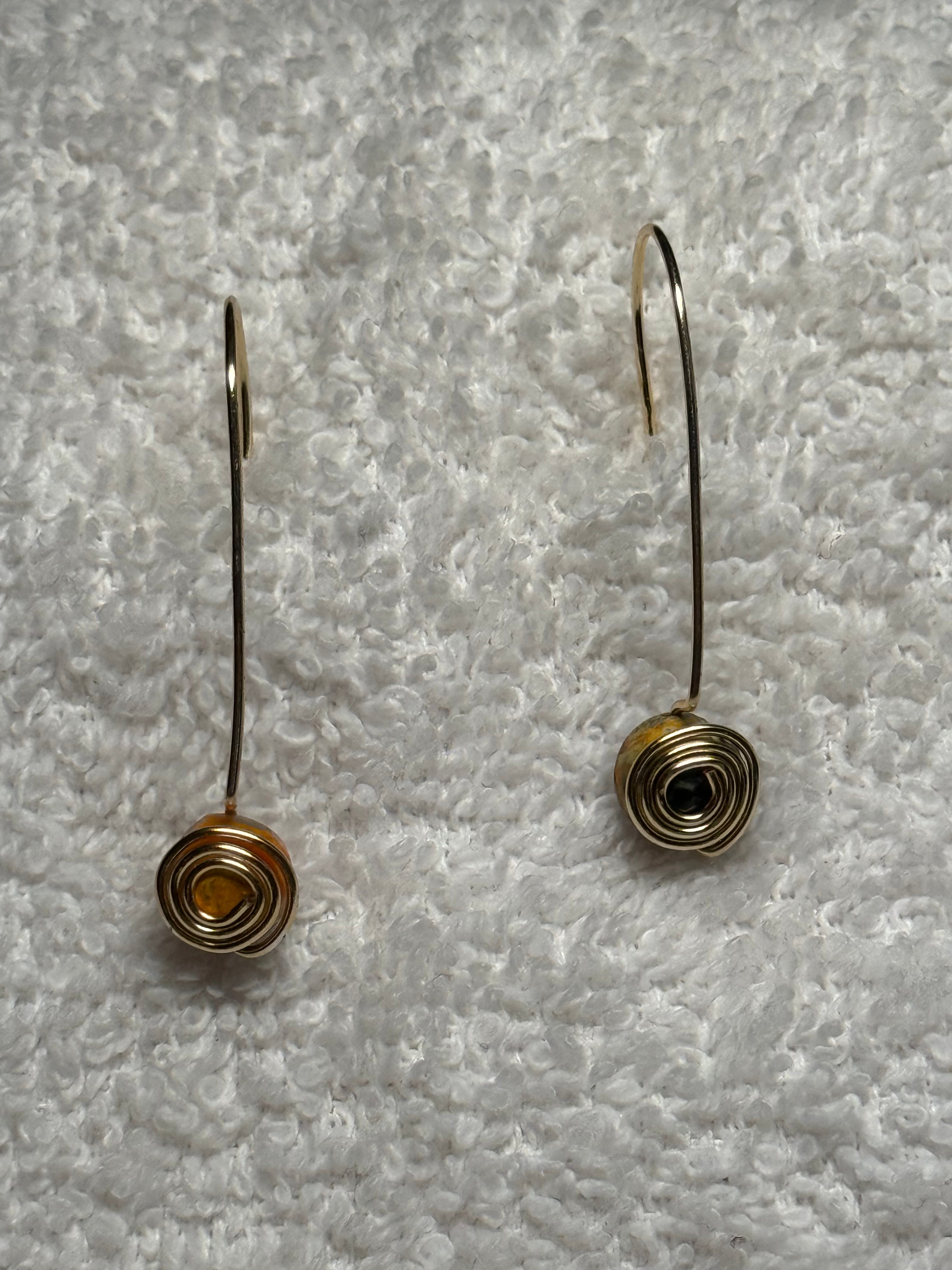 Piko 19: Gemstone wirework earrings