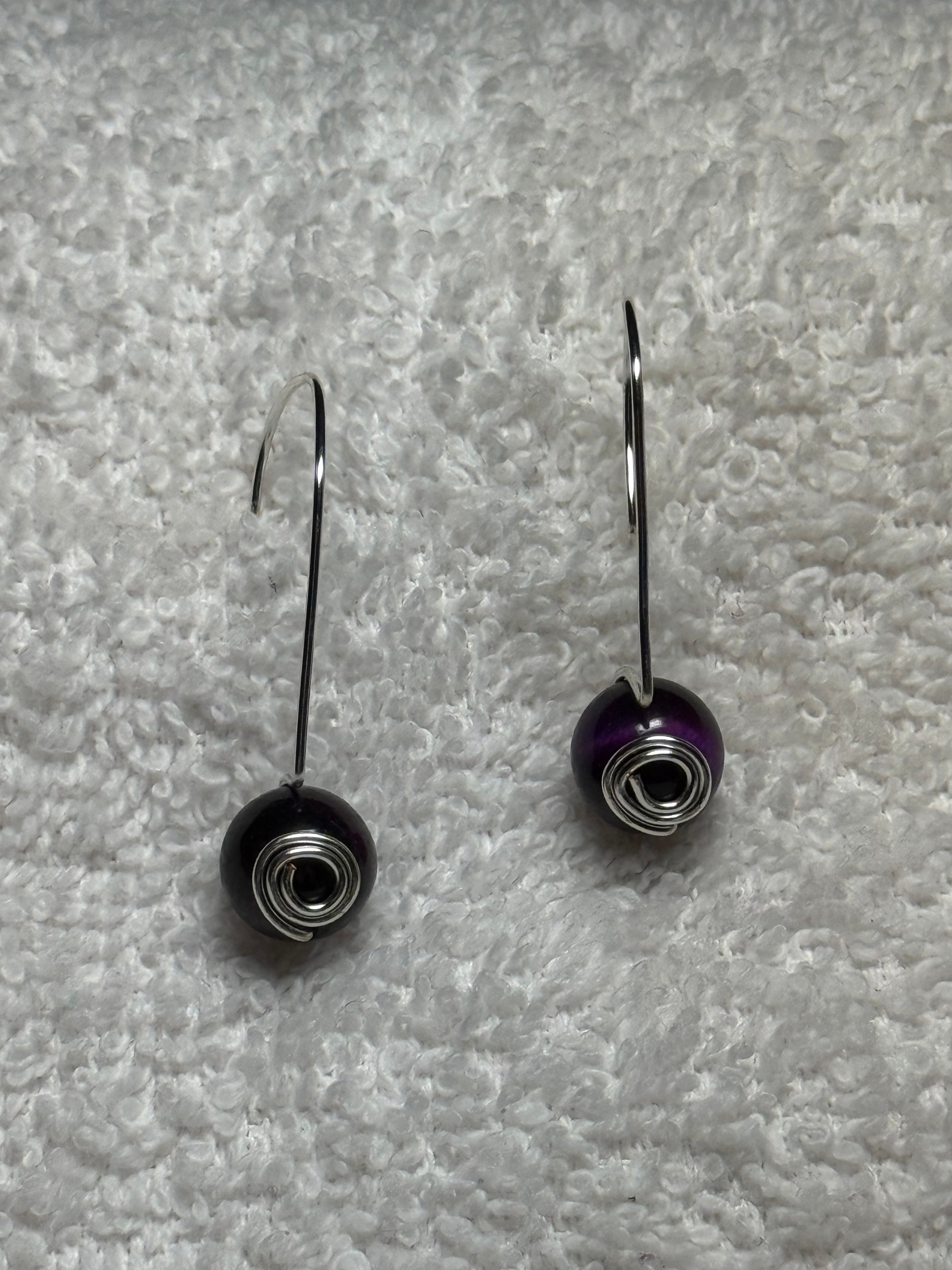 Piko 20: Gemstone wirework earrings