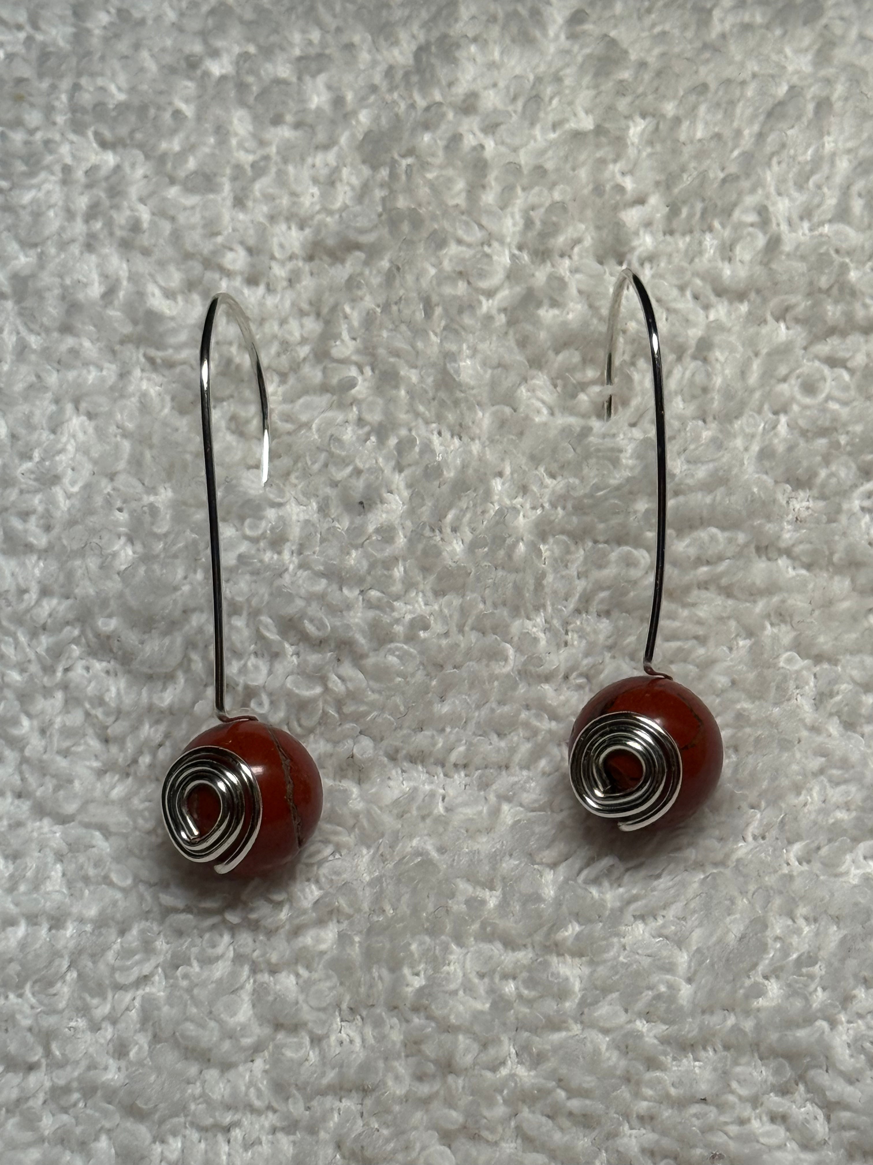 Piko 21: Gemstone wirework earrings