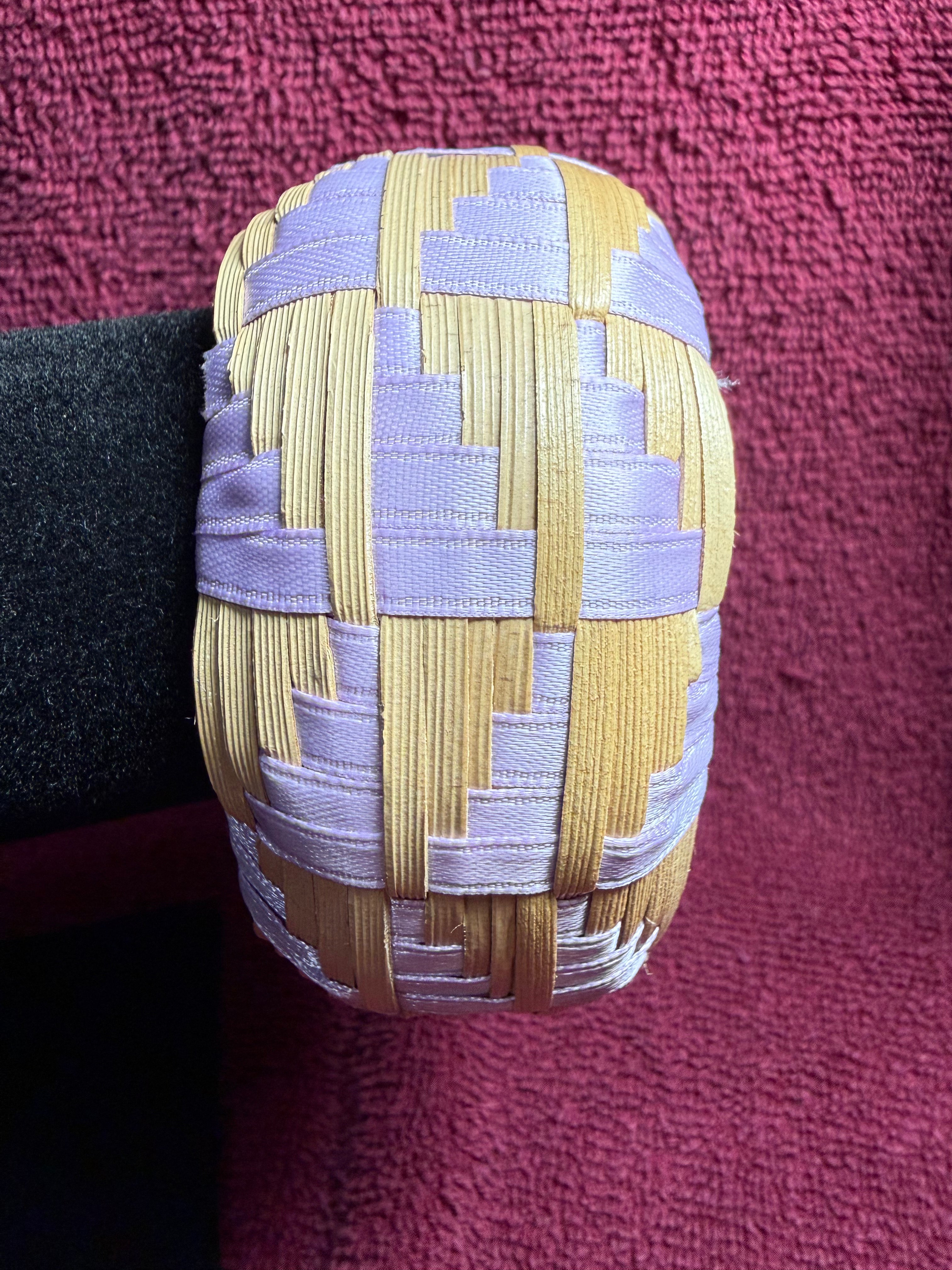 APO 20: Raufara and ribbon barrel bracelet
