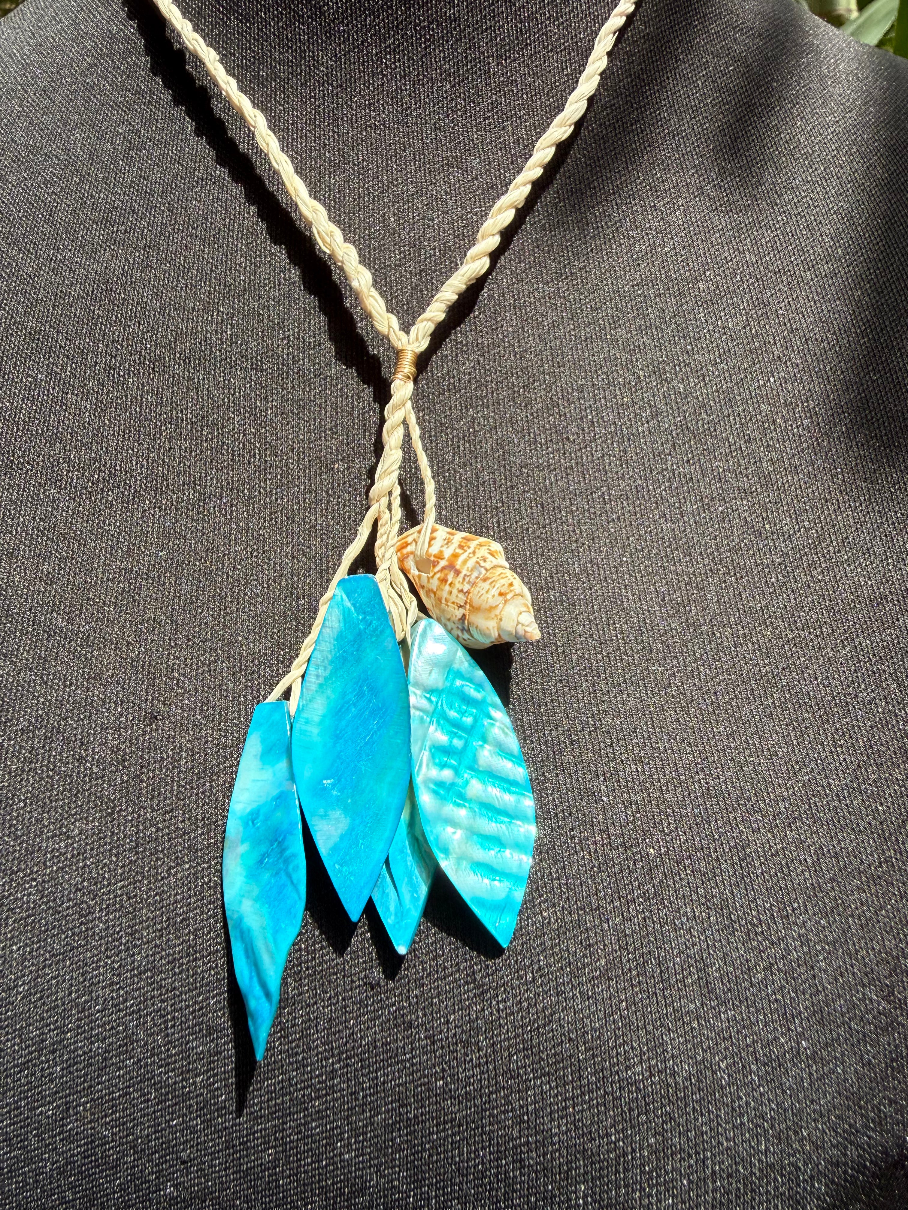 RN 11: Rito necklace